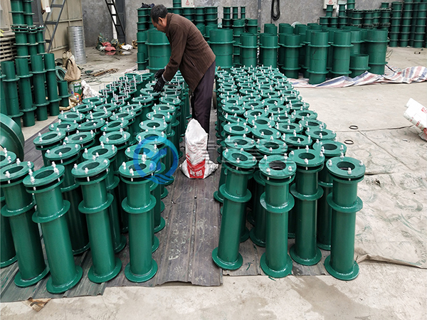 穿樓（lóu）板防（fáng）水套管